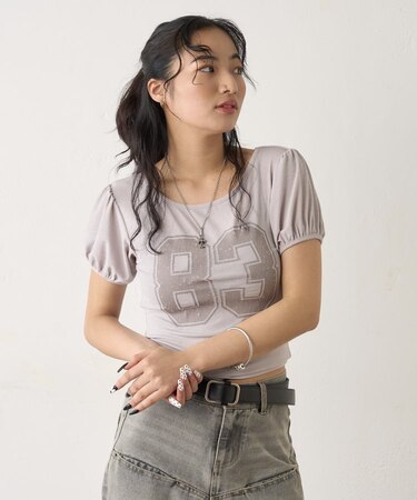 【WHO'S WHO gallery】ナンバリングパフスリーブTEE