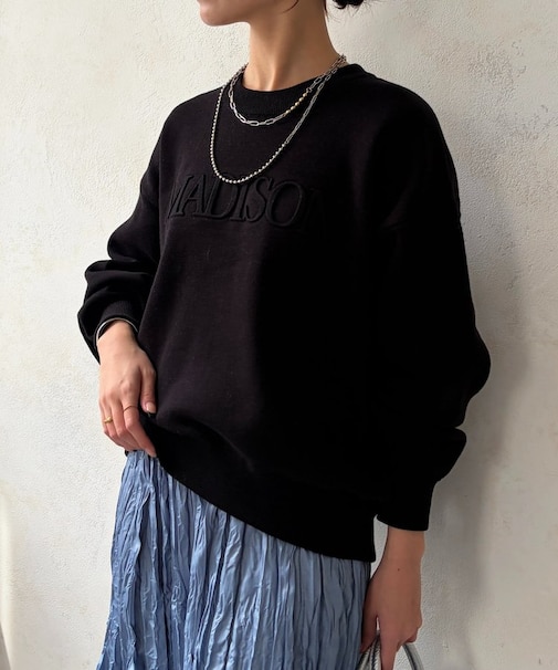 エンボスロゴスエットライクニット