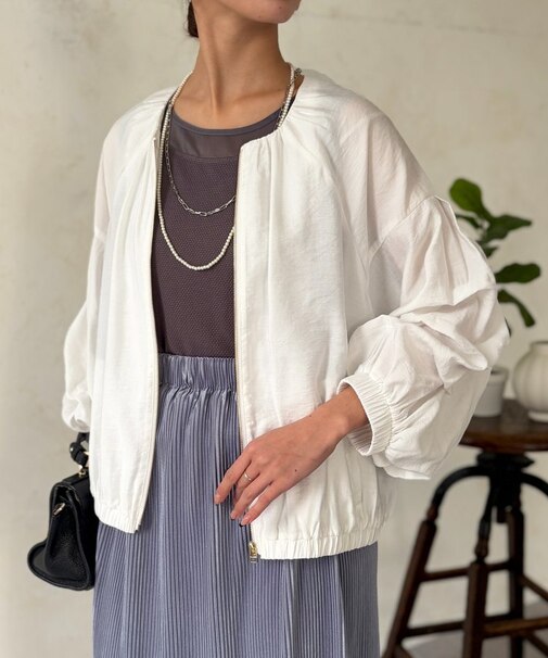 ノーカラーホイップブルゾン