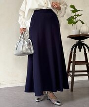 梨地セミフレアスカート