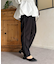 ラインカットテーパードパンツ