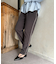 ラインカットテーパードパンツ