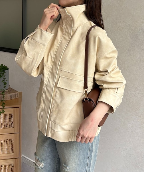 スタンドネック合皮ジャケット