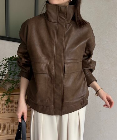 スタンドネック合皮ジャケット
