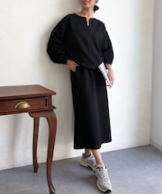 スキッパーボンディングプルオーバー×ナロースカート