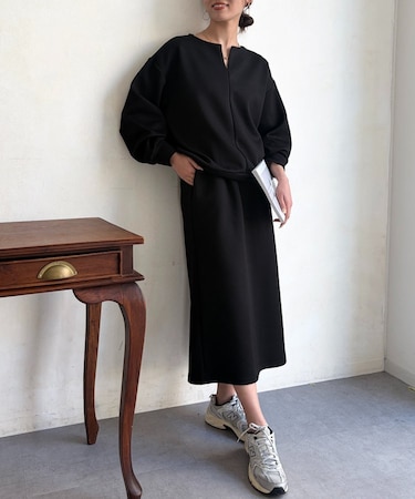 スキッパーボンディングプルオーバー×ナロースカート