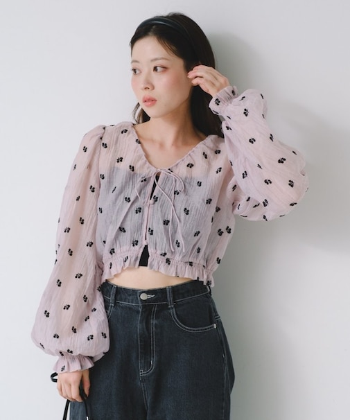 【Kastane】フラワーステッチブラウス