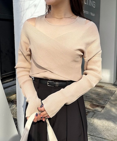 【CAPRICIEUX LE'MAGE】オフショルクロスレイヤードニット