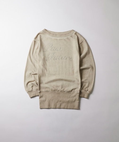 【WHO'S WHO gallery】ラインストーンロゴオフショルスウェット