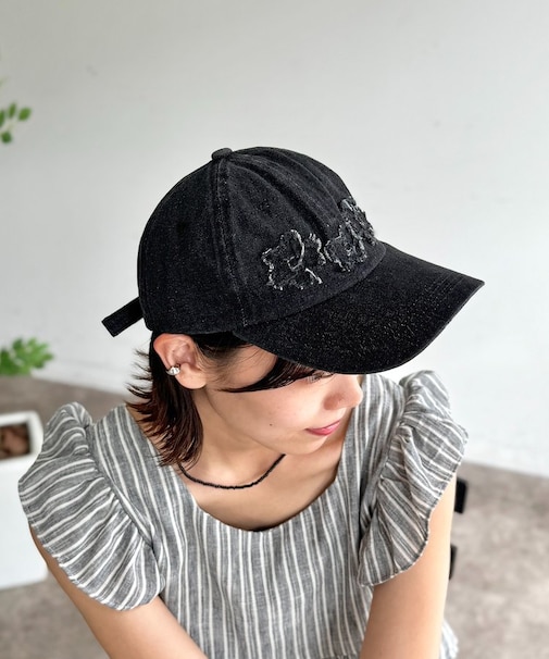 デニムフラワーアップリケキャップ