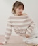 ベージュ