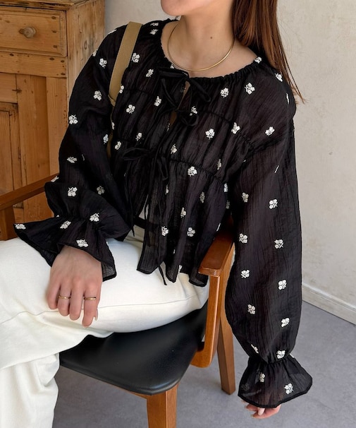 楊柳リボンシャーリングシアーブラウス