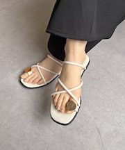 ニュアンストングチューブサンダル