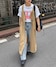 ベージュ