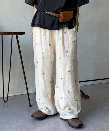 シアー花柄刺繍パンツ