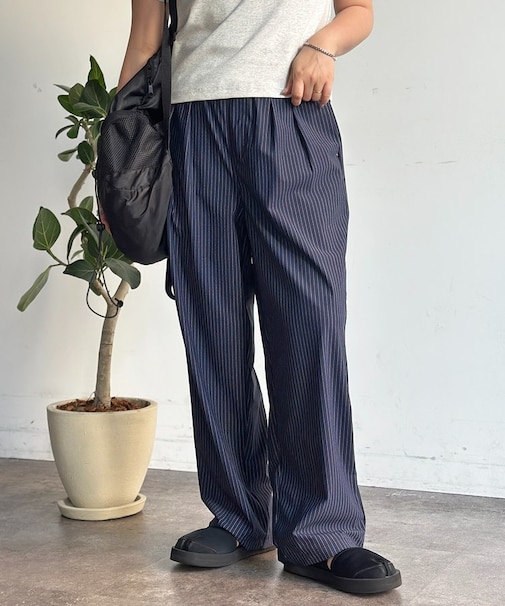 接触冷感タックワイドスラックス
