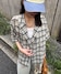 ベージュ