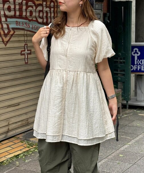 バルーンスリーブシャーリングブラウス