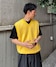 イエロー