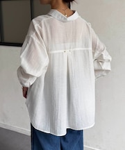 【夏も羽織れる】【体型カバー】バックタックセミシアーシャツ
