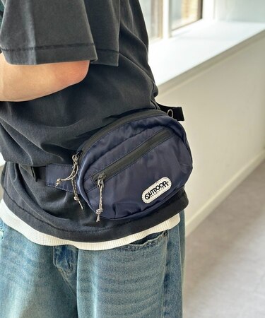 【OUTDOOR PRODUCTS】カラーボディバッグ