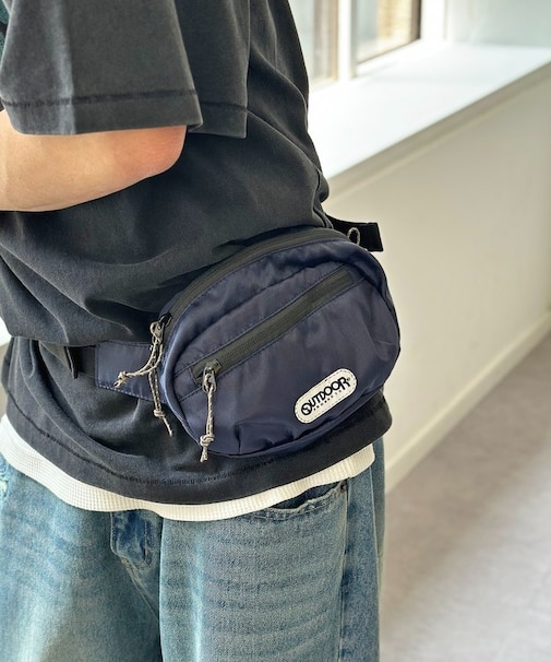 【OUTDOOR PRODUCTS】カラーボディバッグ