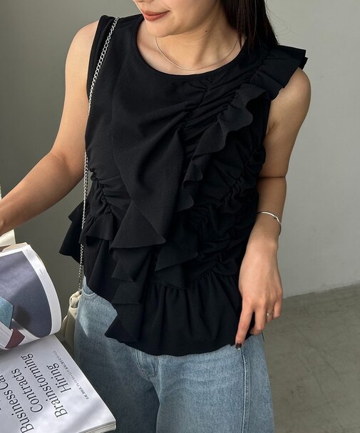 【CAPRICIEUX LE'MAGE】アシメフリルノースリT