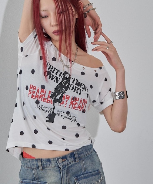 【WHO'S WHO gallery】エリオットラウンドヘムシアーTEE