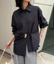ニュアンスバックルシャツ