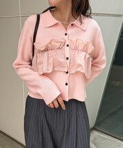 フリルドッキング襟付きニット