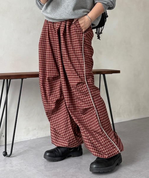 ニータックサイドラインチェックパンツ
