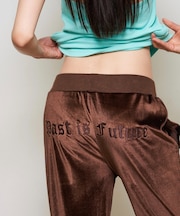 【WHO'S WHO gallery】ベロアインクドパンツ