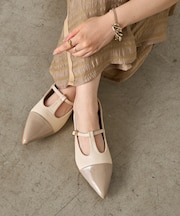 フロントエナメルパンプス