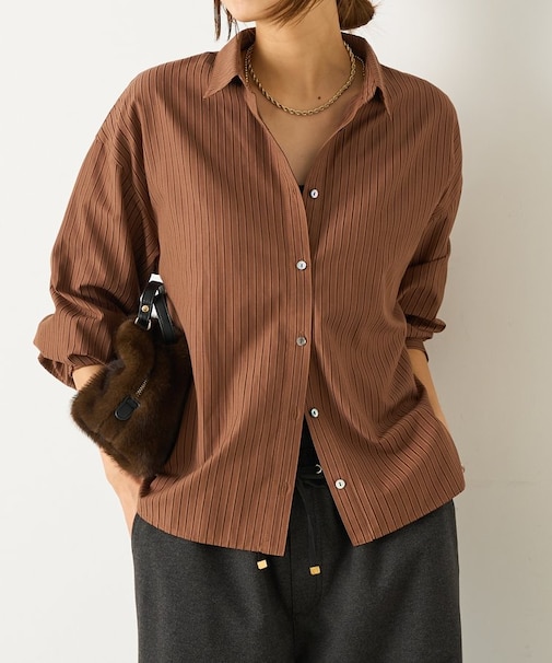 バックタブストライプシャツ