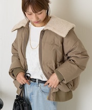 ボアカラーラインジャケット