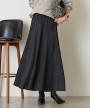 ナイロンピンタックフレアスカート