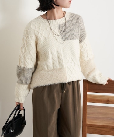 フェザーラメパネルニット