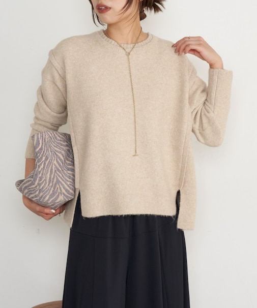 ビッグ変形ニット