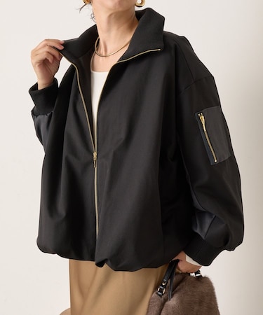 中綿バルーンジャケット