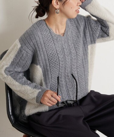 ケーブルラメシャギーニット