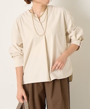 ストレッチ起毛ネックブラウス