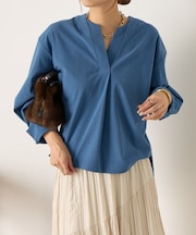 ストレッチ起毛ネックブラウス