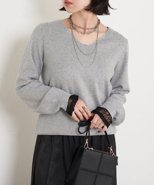 【春まで着れる】ラメプレーティングVニット