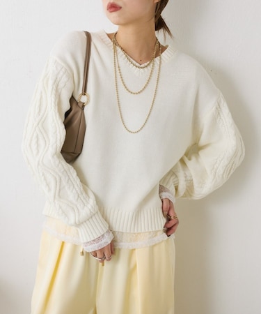 【スッキリ小顔見え◎】袖ケーブルVニット