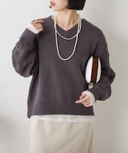 【スッキリ小顔見え◎】袖ケーブルVニット