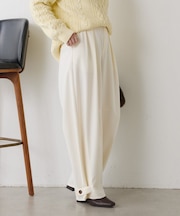 裾ボタンカーブパンツ