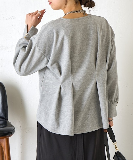 バックタックプルオーバー