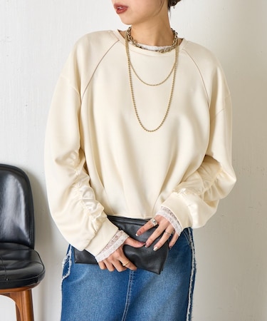 袖サテンギャザープルオーバー