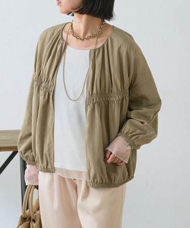 【さっと羽織れる】レーヨンナイロンギャザー切替ブルゾン