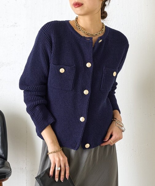 エンブレムボタンカーディガン